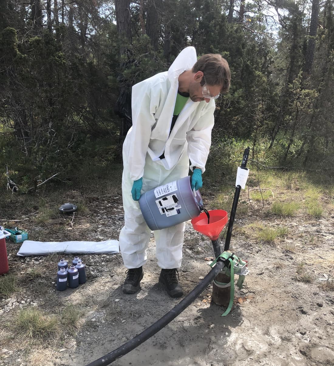 spårämnesförsök för kartläggning av grundvattenflöden